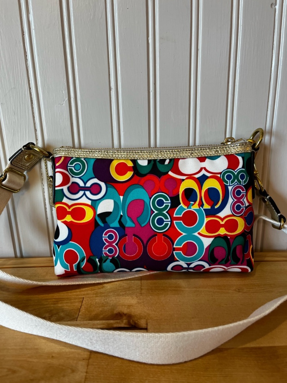 Coach Poppy Pop C Graffiti Metallic Gold Patchwork Swingback - Picture 4 of 15